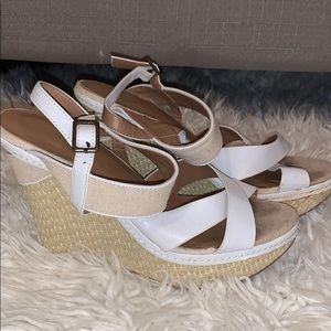 White wedges